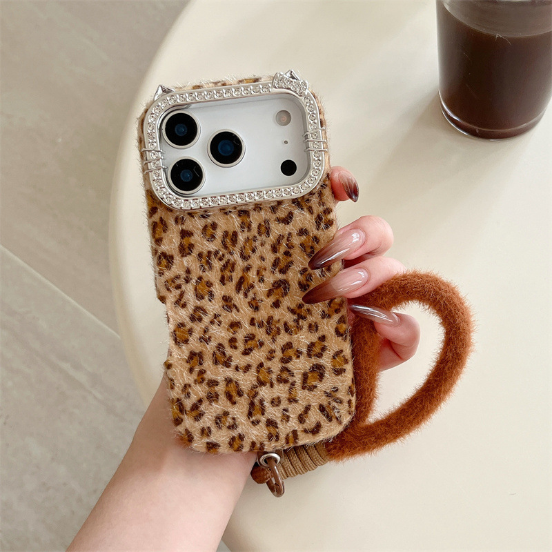 Phone Cases Leopard Print - Luxury diamond-encrusted leopard print plush mobile